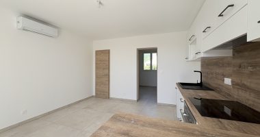 713a56b0.jpg